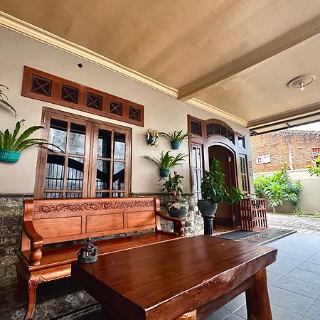 Good Feeling Ijen Banyuwangi Hostel Бануванги Екстериор снимка