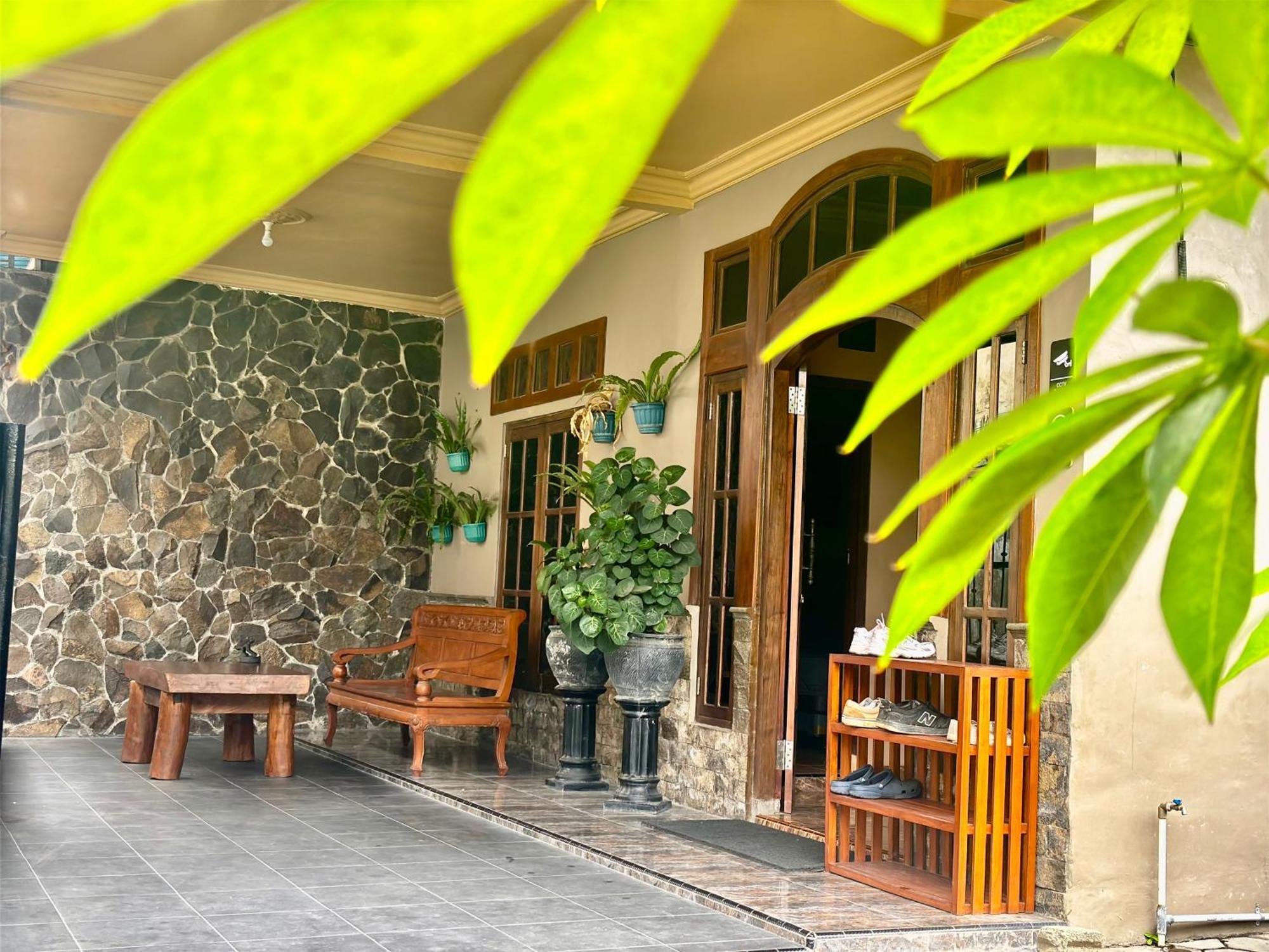 Good Feeling Ijen Banyuwangi Hostel Бануванги Екстериор снимка